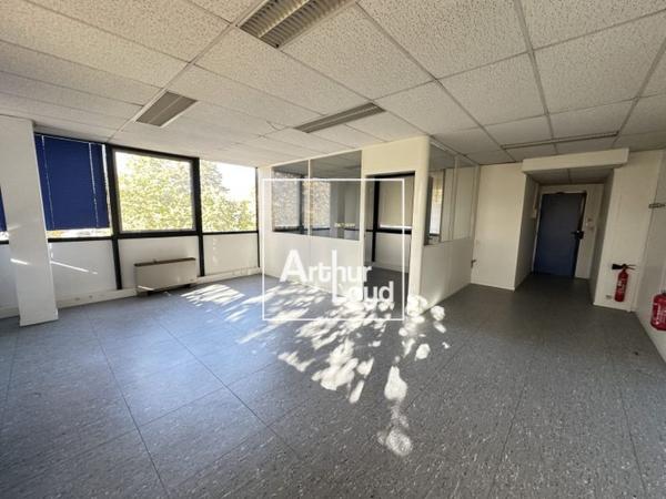 BUREAUX A LOUER - LABEGE ENOVA - ENVIRONNEMENT VERDOYANT