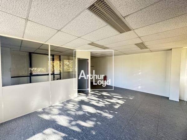 BUREAUX A LOUER - LABEGE ENOVA - ENVIRONNEMENT VERDOYANT