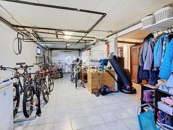 Maison 4 chambres, vivable de plain pied, sous-sol total à Crépy-en-Valois à vendre