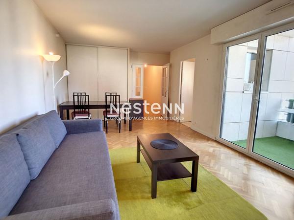 Montigny-le-Bretonneux centre-ville : Appartement MEUBLÉ deux pièces avec balcon et box