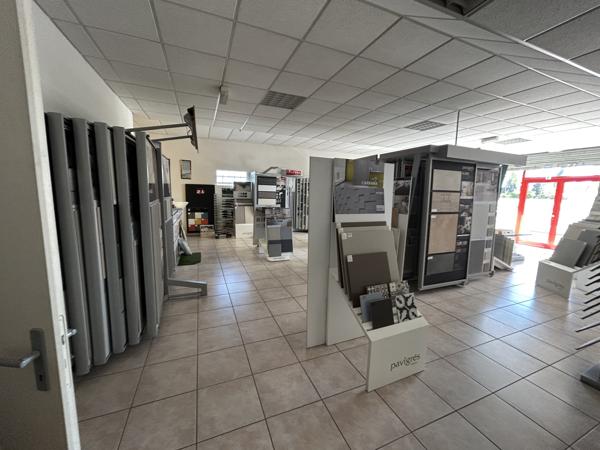 A vendre - Local Commercial - Perpignan - 1016 m2