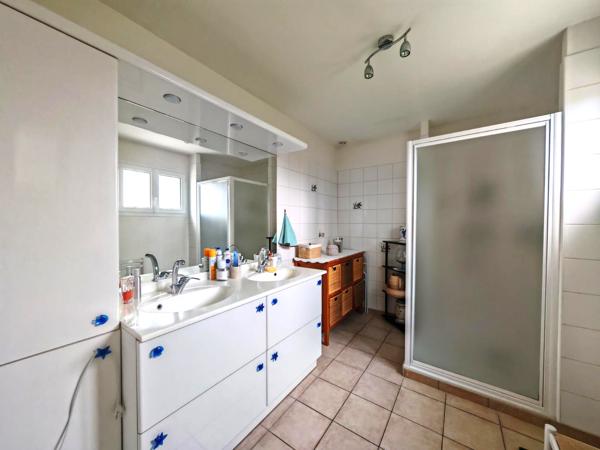 Maison de plain-pied 110 m² – Quartier calme à Vernoux