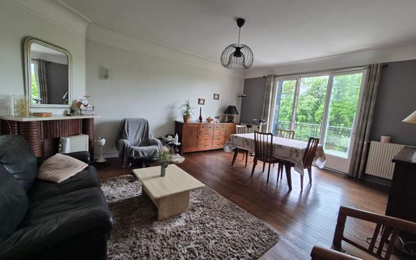 Maison à vendre    9 pièces •  Terrasson-Lavilledieu