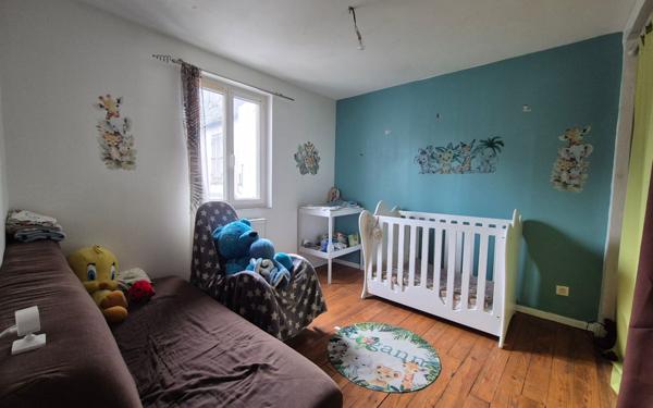 Maison à vendre    9 pièces •  Terrasson-Lavilledieu