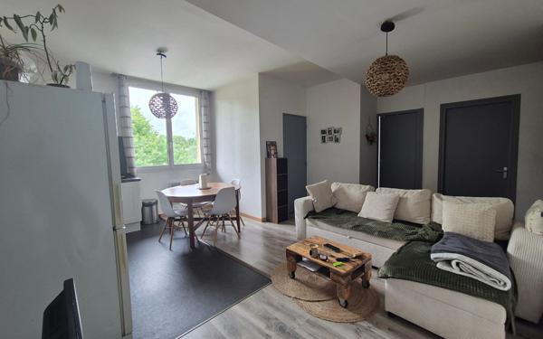 Maison à vendre    9 pièces •  Terrasson-Lavilledieu