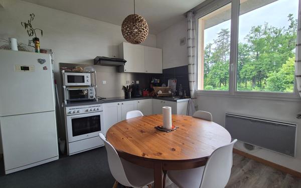 Maison à vendre    9 pièces •  Terrasson-Lavilledieu