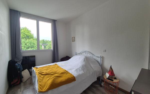 Maison à vendre    9 pièces •  Terrasson-Lavilledieu