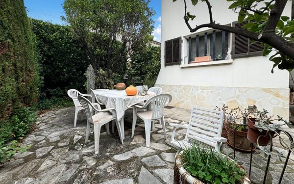 Maison à vendre    4 pièces • 86 m2 Nice