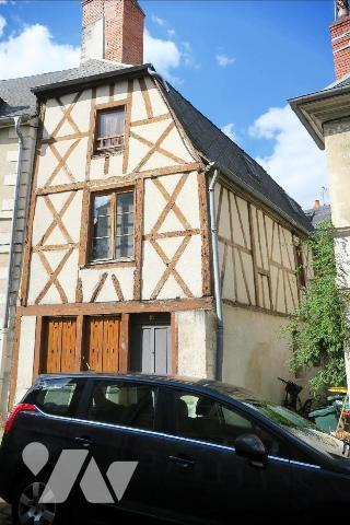 Immeuble - 3 appartements libres - 57m² cadastré.