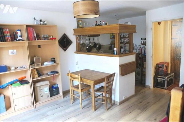 Immeuble - 3 appartements libres - 57m² cadastré.