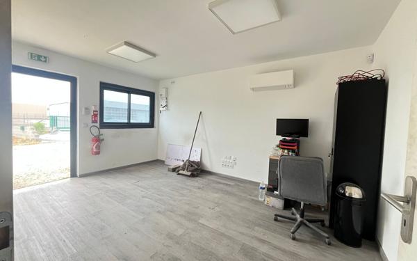 Maison à vendre    2 pièces •  Beurlay