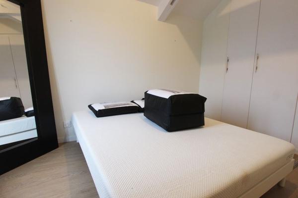 UN APPARTEMENT DE TYPE 3, MEUBLE, SITUE AU CŒUR DE LA VILLE CLOSE A CONCARNEAU. -
