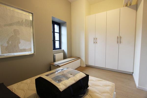 UN APPARTEMENT DE TYPE 3, MEUBLE, SITUE AU CŒUR DE LA VILLE CLOSE A CONCARNEAU. -