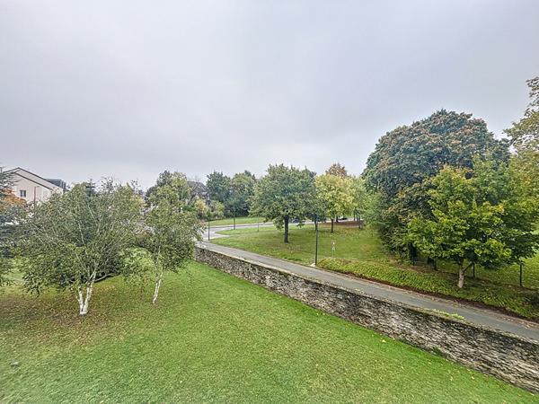 À Vendre : Grand Appartement Meublé de 115 m² à Angers - Secteur Justices Spécial Investisseur - Rentabilité Assurée !