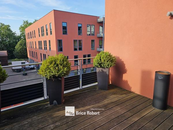 Bureaux à vendre ou à louer à Caluire-et-Cuire avec terrasses et accès rapide