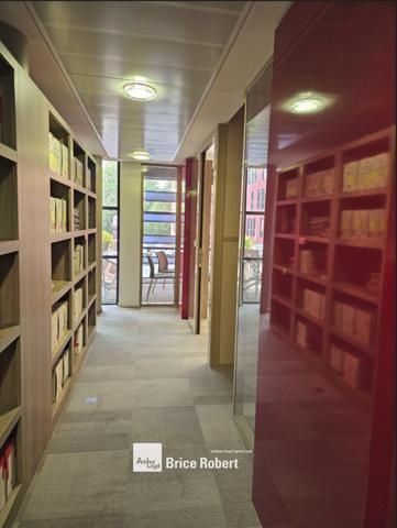 Bureaux à vendre ou à louer à Caluire-et-Cuire avec terrasses et accès rapide