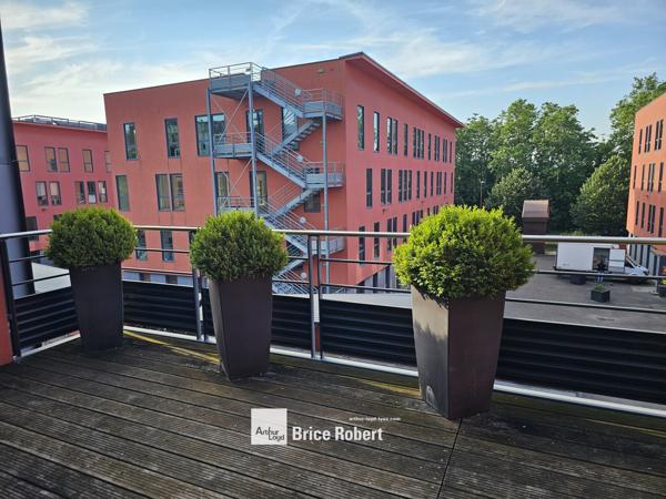 Bureaux à vendre ou à louer à Caluire-et-Cuire avec terrasses et accès rapide