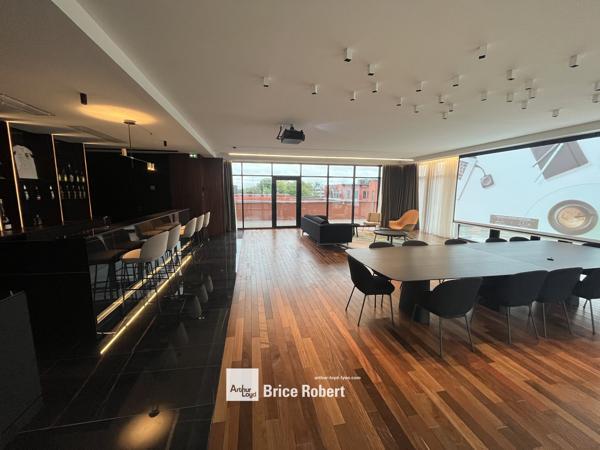 Bureaux à vendre ou à louer à Caluire-et-Cuire avec terrasses et accès rapide