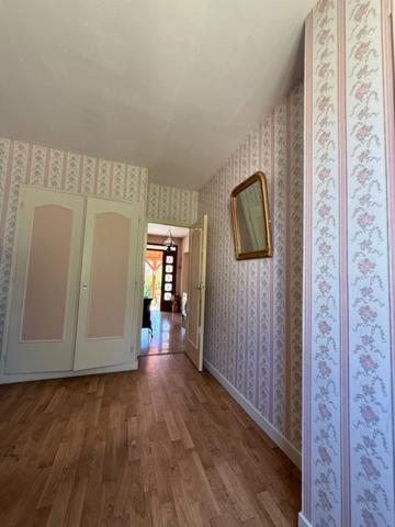 Carnay-lès-Mâcon - Une maison à réinventer,dans un cadre de vie privilégié