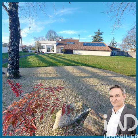 Maison à vendre 6 pièces 149 m² Cholet