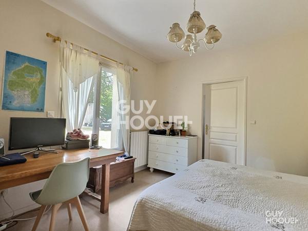 Maison Lamorlaye 10 pièce(s) 297 m2