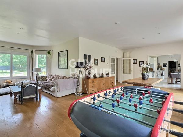 Maison Lamorlaye 10 pièce(s) 297 m2