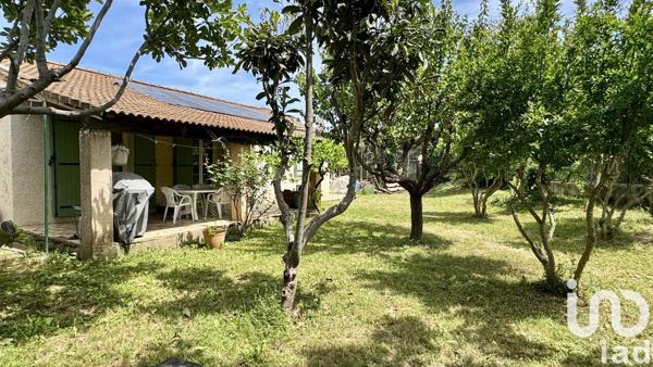 Maison traditionnelle 9 pièces de 150 m² à Le Pontet (84130)