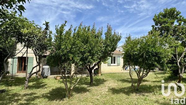 Maison traditionnelle 9 pièces de 150 m² à Le Pontet (84130)
