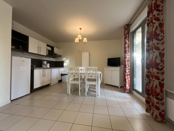 Honfleur (14600) Investissement locatif à Honfleur - Appartement T2 cabine meublé avec bail commercial