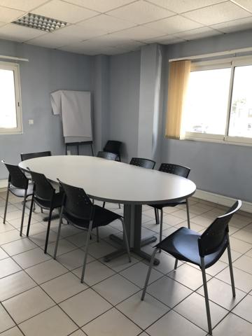 LOCATION BUREAUX - PARKING - MONTOIR DE BRETAGNE - 193 M2
