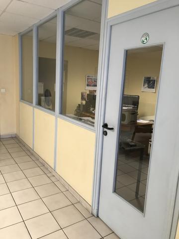 LOCATION BUREAUX - PARKING - MONTOIR DE BRETAGNE - 193 M2