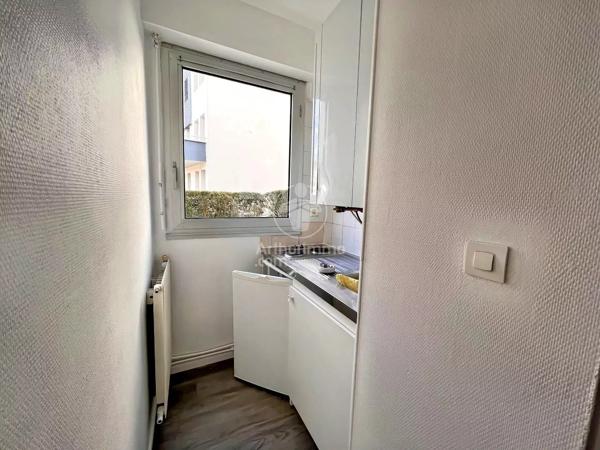 Location                                                      Studio
                        
                     1 pièces                      20 m2                     à Rouen
