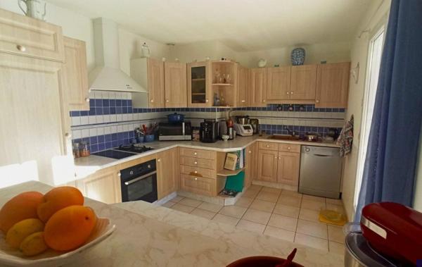 Vente Villa avec garage et terrain Argeliers   