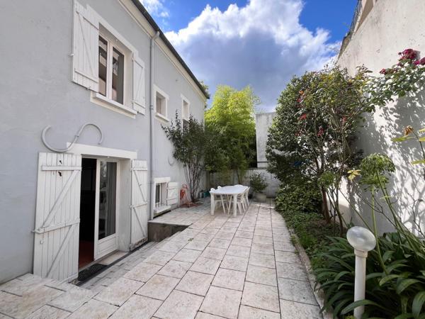 Charmante maison de ville à rénover