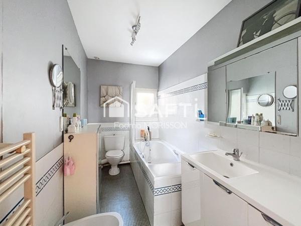 Charmante maison de ville à rénover