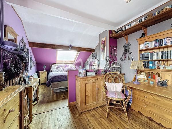 Lagny - Maison atypique à fort potentiel – 190 m² divisés en deux lots indépendants - Grand terrain