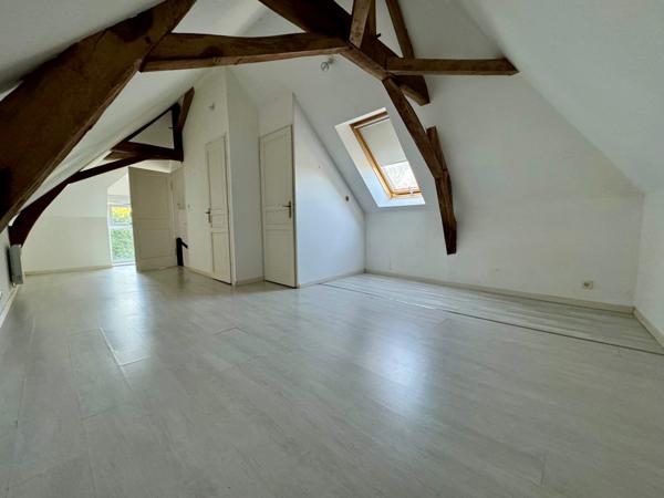 Maison de bourg 2 chambres avec jardin et garage