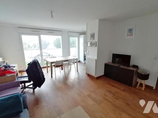 NOUVEAUTE TRENTE CINQ NOTAIRES !! Commune de BRUZ, RENNES METROPOLE, au 2ème étage sur 3, au se...