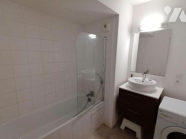 NOUVEAUTE TRENTE CINQ NOTAIRES !! Commune de BRUZ, RENNES METROPOLE, au 2ème étage sur 3, au se...