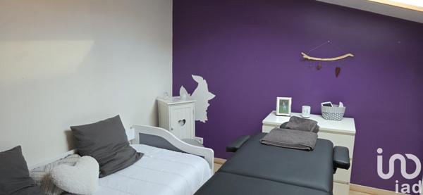 Maison de village 6 pièces de 132 m² à Moncoutant (79320)