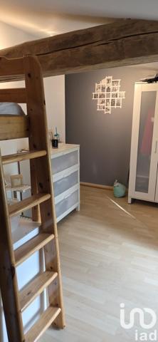 Maison de village 6 pièces de 132 m² à Moncoutant (79320)