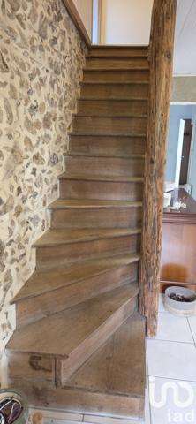 Maison de village 6 pièces de 132 m² à Moncoutant (79320)