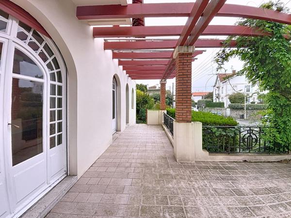 Vente Maison de luxe Bayonne 10 Pièces 300 m²