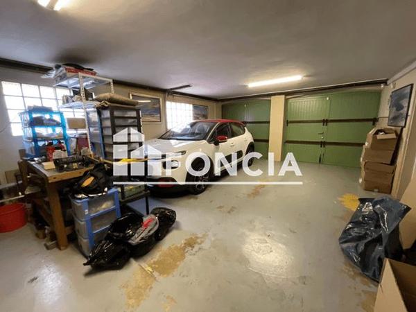 À vendre Maison 6 pièces 287.5 m² - Vitrolles 13127