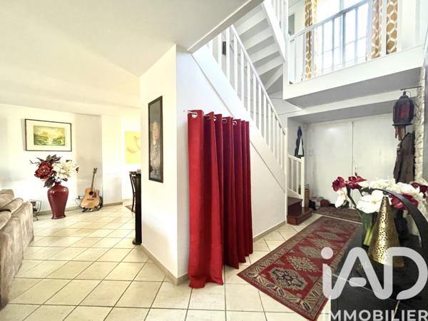 Maison à vendre 9 pièces 238 m² Draveil