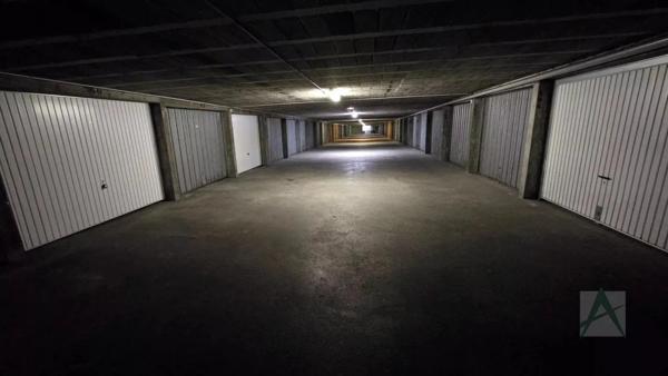 Parking / Box à vendre à Jacob-Bellecombette (73000)