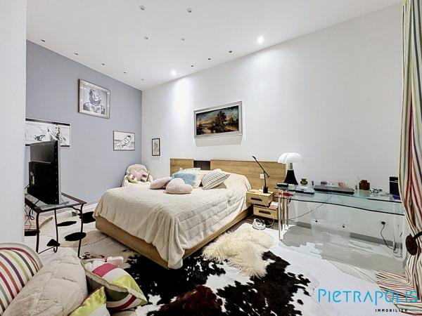 Sète quartier thêatre Molière :  appartement T5, terrasse, ascenseur.