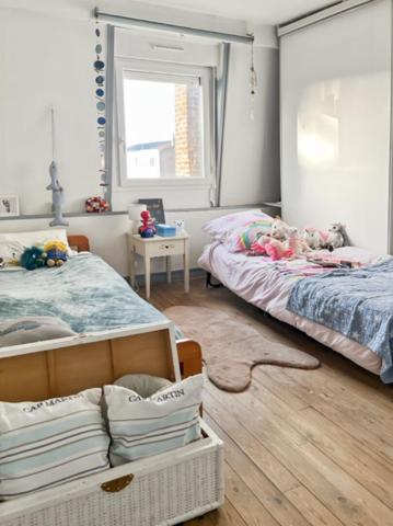 Maison Lille 7 pièce(s) 170 m2, Jardin, grenier, cave