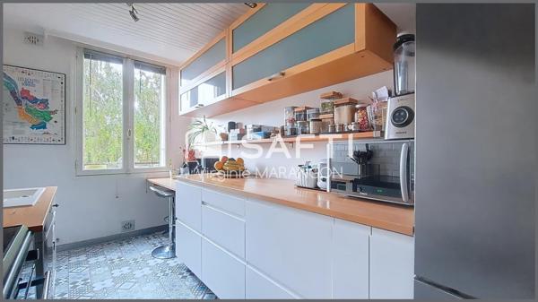 T3 traversant lumineux spacieux et confortable.