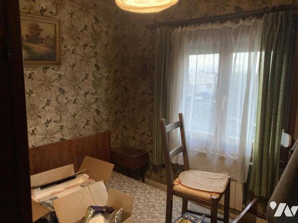 BEAURAINS - MAISON DE RESIDENCE avec garage et jardin. 